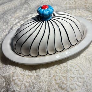 Dutch Wax Hand Painted Ceramic Covered Butter Dish Scallop edge on lid